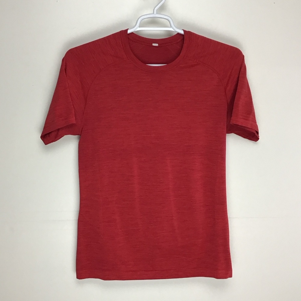 Lululemon Athletica Metal Vent Tech mens short sleeve performance tee shirt